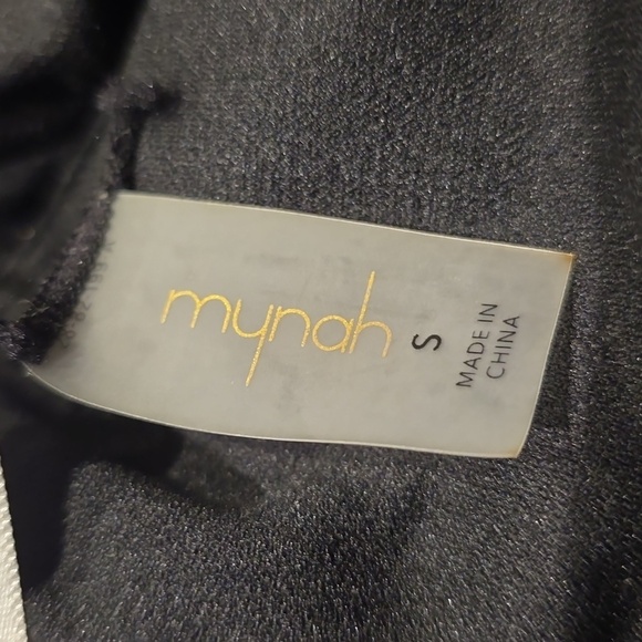 Mynah - Stylish Black One Piece Swimsuit with Tie - Picture 9 of 12